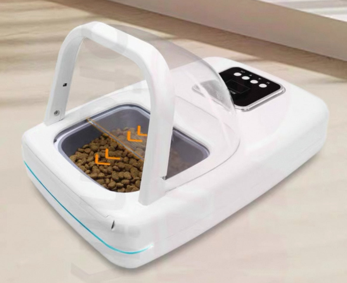 Carepetly™ Smart Microchip Selective Pet Feeder - Prevent Food Theft